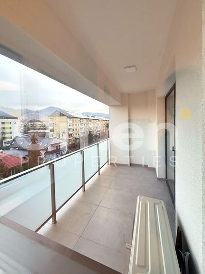 Apartament cu 3 camere decomandat, mobilat în Central