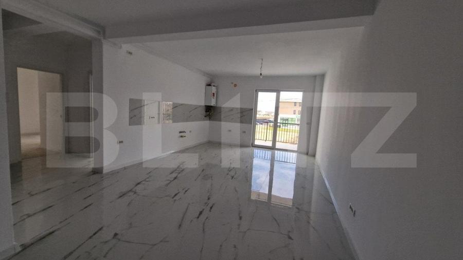 Apartament cu 3 camere semidecomandat în Dumbrăvița — fotografia 3