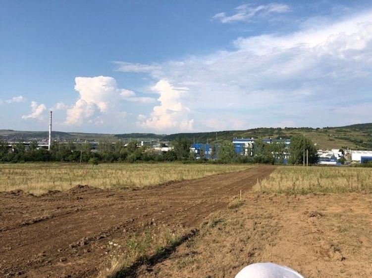 Teren Construcții intravilan de 16107 mp, în Nord