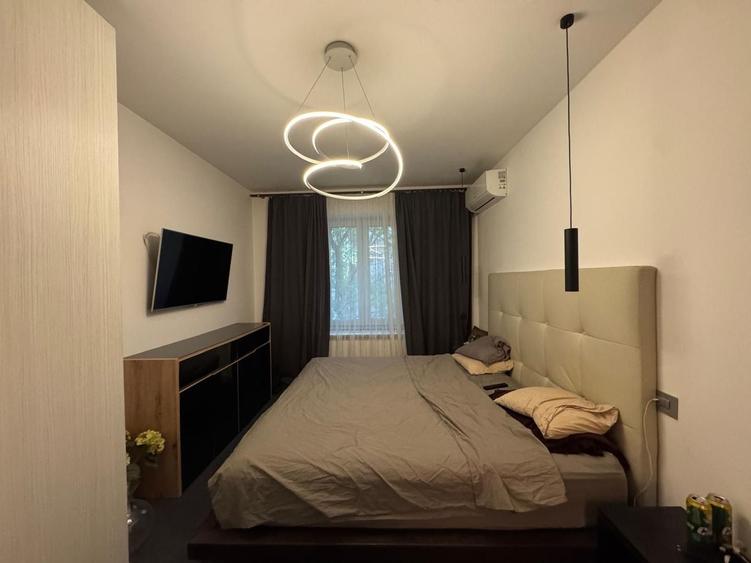 Apartament cu 2 camere decomandat în Floreasca