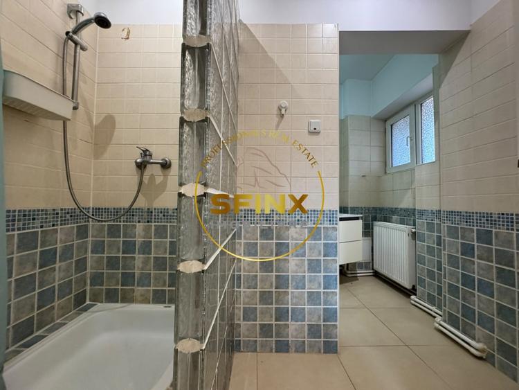 Apartament cu 4 camere semidecomandat, mobilat în Cișmigiu