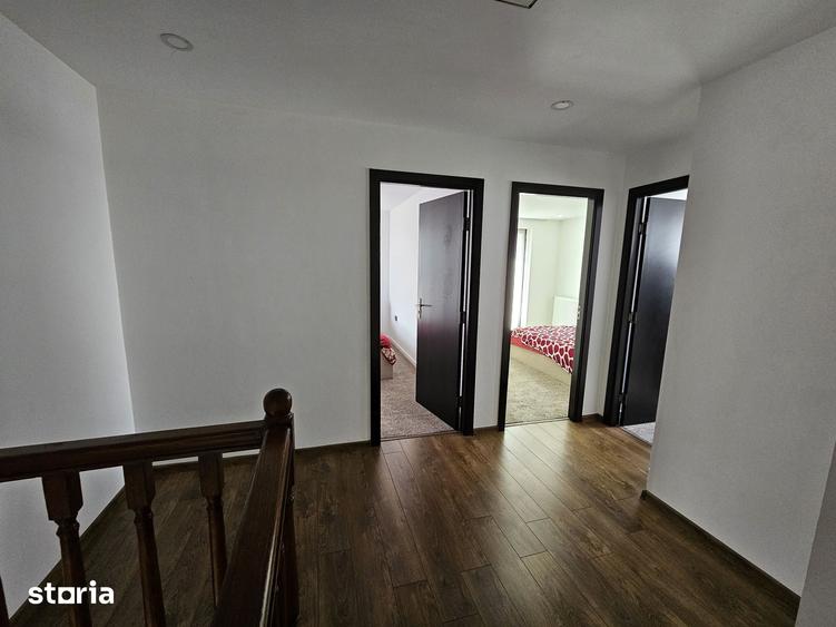 Casă cu 5 camere cu Teren 600 Mp în Tărtășești