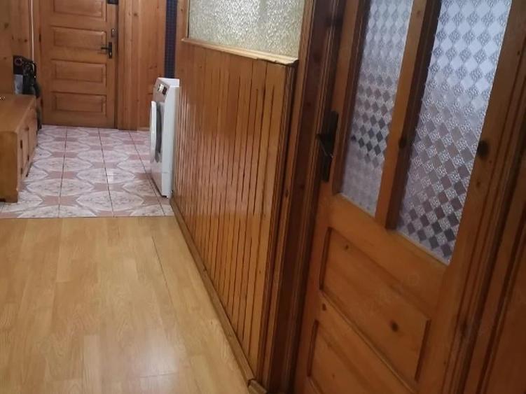 Apartament cu 3 camere decomandat în Fălticeni