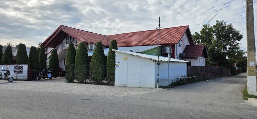Casă cu 6 camere cu Teren 600 Mp în Fierbinți
