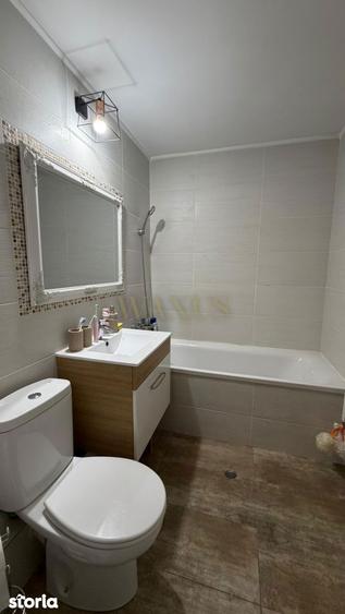 Apartament cu 4 camere, mobilat în Central