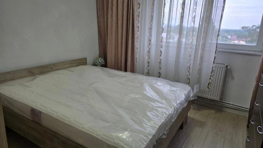 Apartament cu 3 camere decomandat în B-dul București
