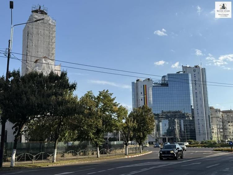 Apartament cu 3 camere în Central — fotografia 1