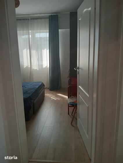 Apartament cu 3 camere decomandat în Străulești