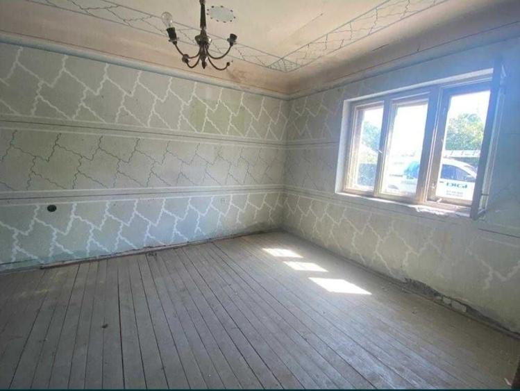 Casă cu 3 camere în Vladimirescu