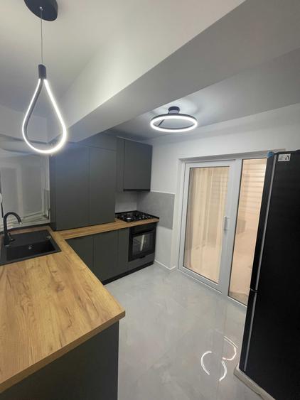 Apartament cu 3 camere decomandat în Unirii Nord