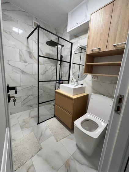 Apartament cu 2 camere semidecomandat, mobilat în Splai Bahlui
