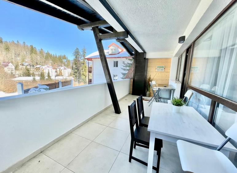 Apartament cu 3 camere decomandat, mobilat în Central