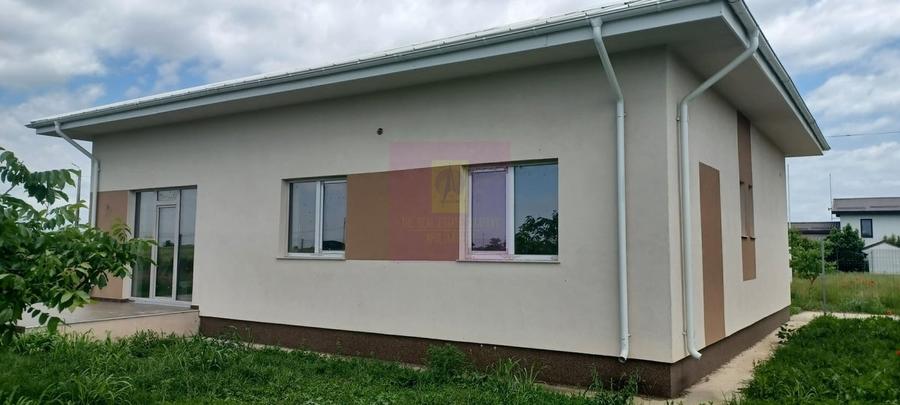 Casă cu 4 camere cu Teren 514 Mp în Nord