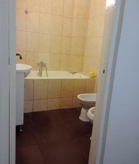 Casa nemobilata in zona Grivitei - Colina Universitatii - 6