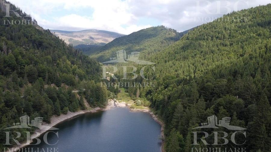 Teren cu constructii cu deschidere la lacul Dragan - 2