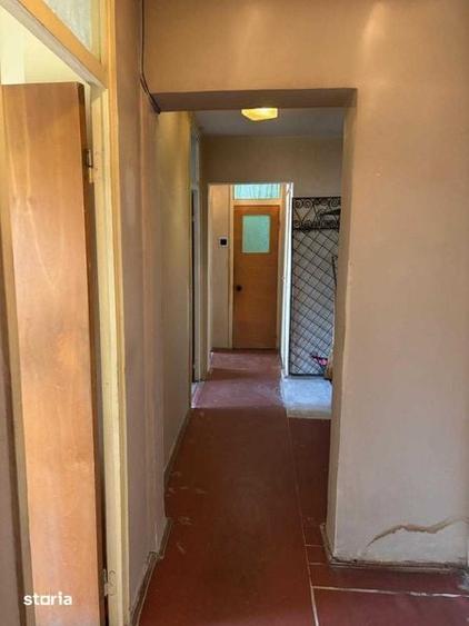 De vanzare - Apartament 4 camere, semidecomandat, Teiul Doamnei nr.5 - 4