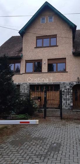 UltraCentral, CASA de vanzare la 500m de Pia?a Sfatului, Bra?ov (de la proprietar)