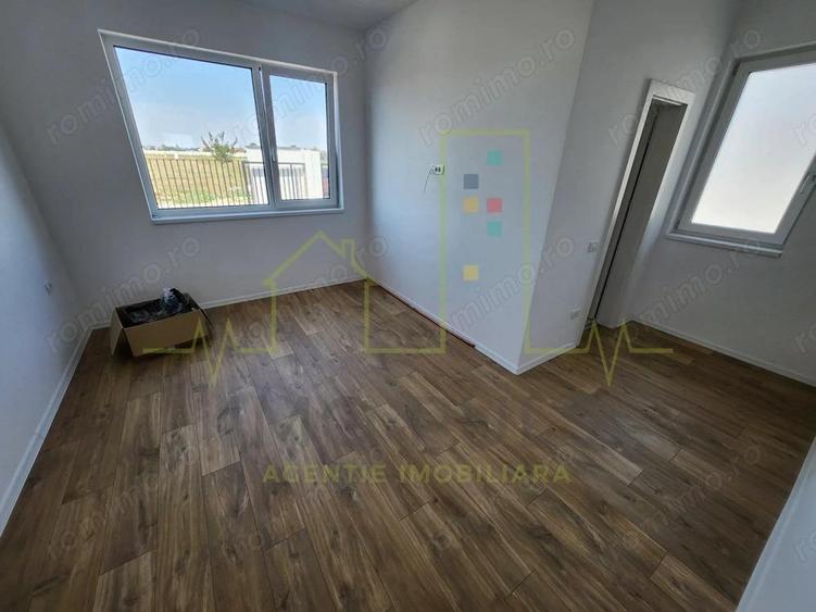 5 Camere. 3 Bai. Terasa acoperita. - 7