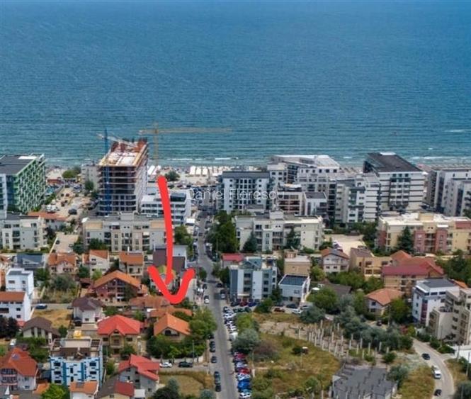 Vanzare Vila/Pensiune 11 camere zona Mamaia Nord langa plaja