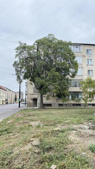 Garsoniera 1 camera de vanzare zona Decebal - 4