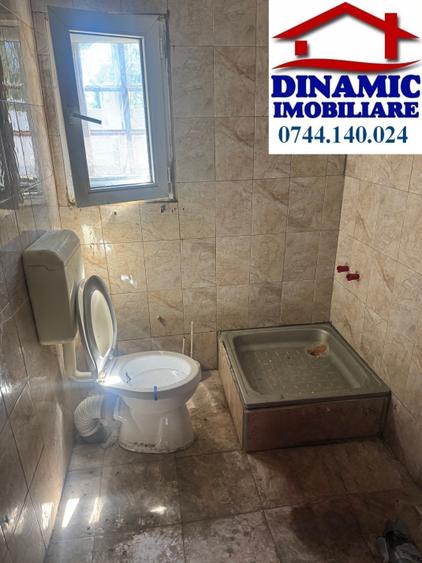 Hala Piatra-Neamt, 714 mp si teren 2092 mp, 199 000 Euro - 2