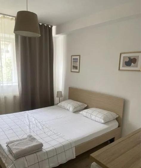 Dristor, garsoniera, 300 euro, 5 minute metrou, moderna - 1