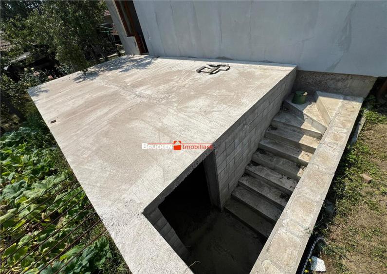 Casa de in zona centrala din Petreu - 19