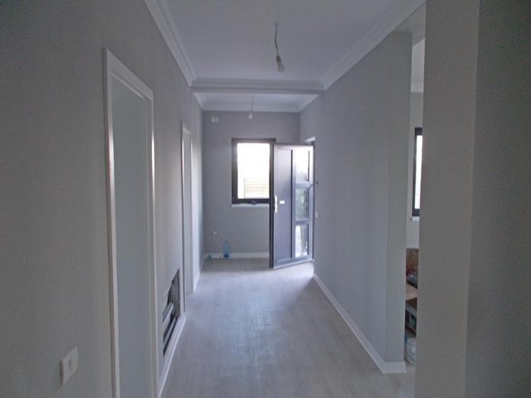 Casa individuala, parter, Mosnita Noua, 4 camere, 500mp teren  - 2