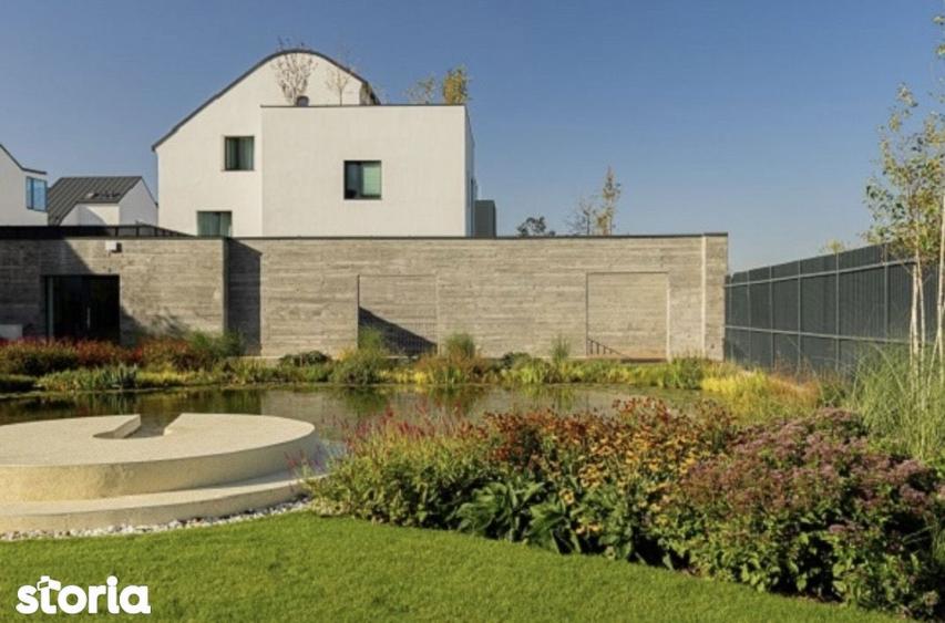 Casa cu 4 camere, in complex cu piscina, paza, magazine, parc, spatii - 1