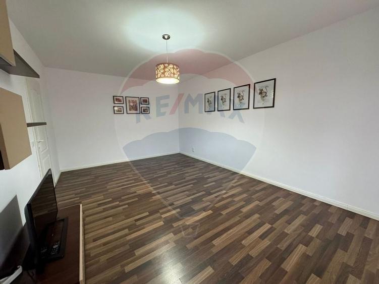 Apartament cu 2 camere de vânzare, loc de parcare,Florești, Comision 0 - 5