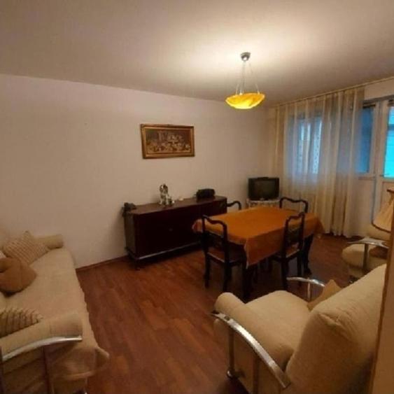 Proprietar vând apartament cu 3 camere - 10
