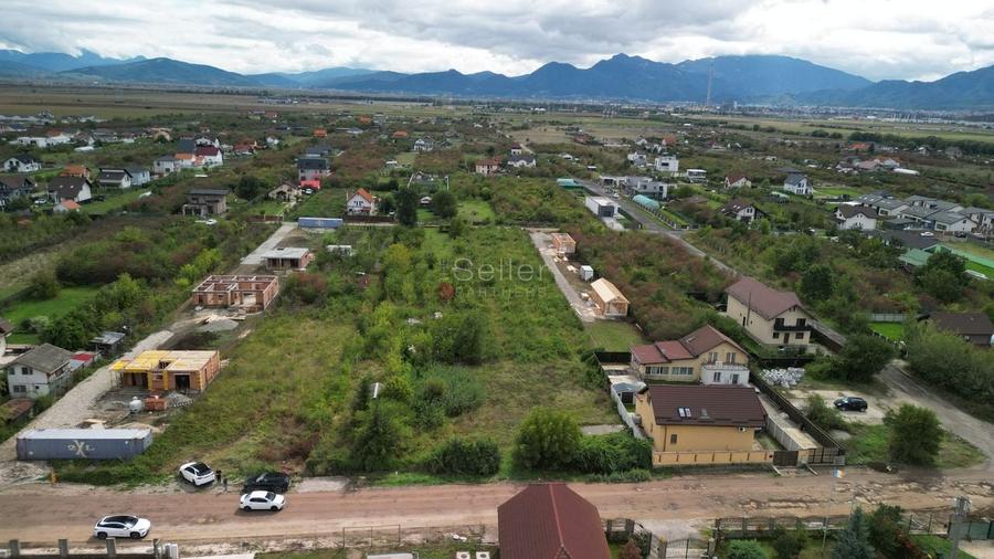 Teren intravilan - 30