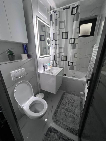 Vand apartament pe strada Gheorghe Petrascu, blocul de langa Posta Oficiul 3, scara 3, et 6 (cu lift). - 4