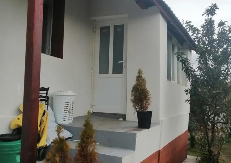 OCAZIE- casa renovata cu teren 900mp la30km de Zalau si 50km de Cluj Napca - 8