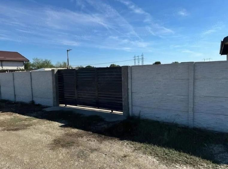 Teren de 320 mp, în Postăvari