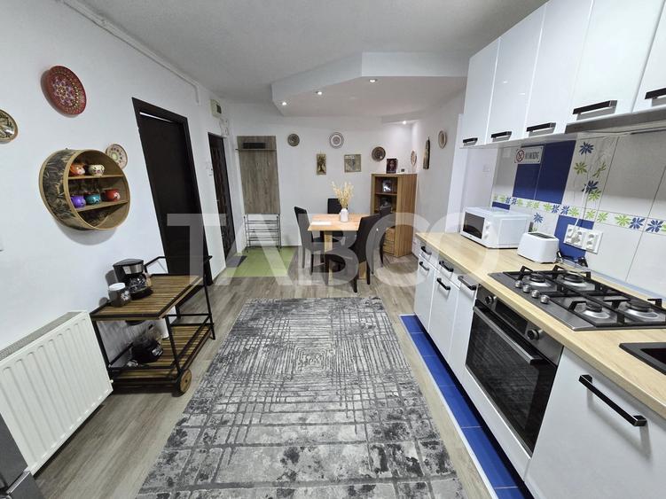 Apartament decomandat 70 utili balcon lift pivnita Vasile Aaron Sibiu - 1
