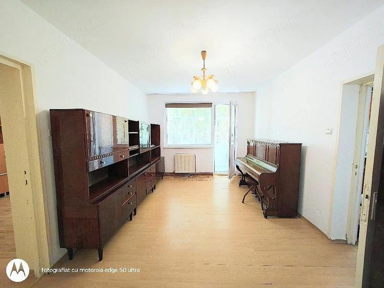 Vand apartament cu 2 camere cu gradina, Hunedoara, micro 4, parter. Pret 36500 EUR neg - 5