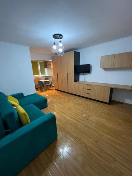 Proprietar vand Garsoniera Renovata langa Metrou Lujerului - 5