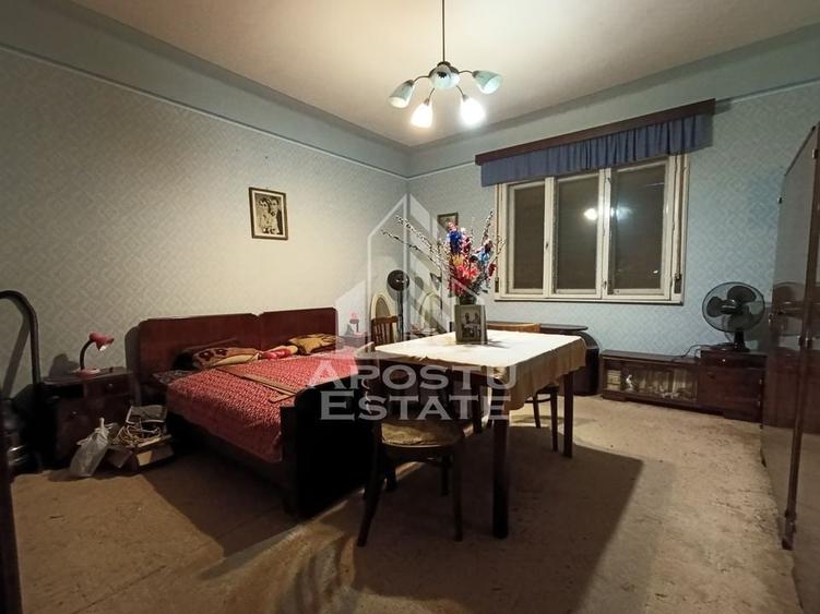 Casa alipita cu teren, necesita renovari, situata in zona Freidorf. - 2