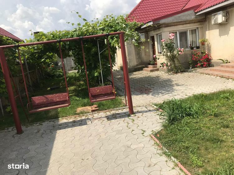 Exclusivitate-Casa 5 camere ?i teren 3196 mp - 1