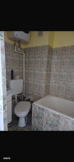 Garsoniera in bloc de apartamente, centru - 2