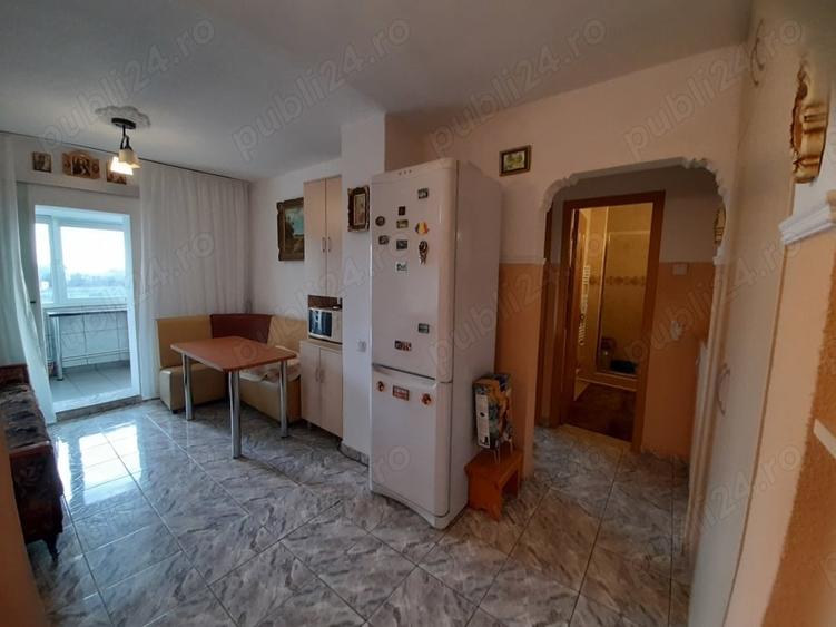 Apartament cu 2 camere decomandat în Gara
