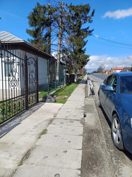 Vand casa batraneasca cu posibilitate de renovare in Giurgiu,sat Remus - 2