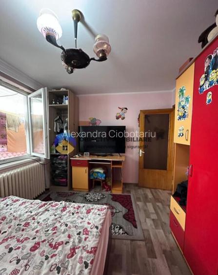 Apartament de vanzare 3 camere | Cartier Darmane?ti