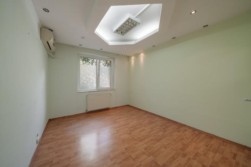 Spatiu comercial/rezidential*Centrala proprie*Parter*Acces stradal*Bloc 1981 - 3