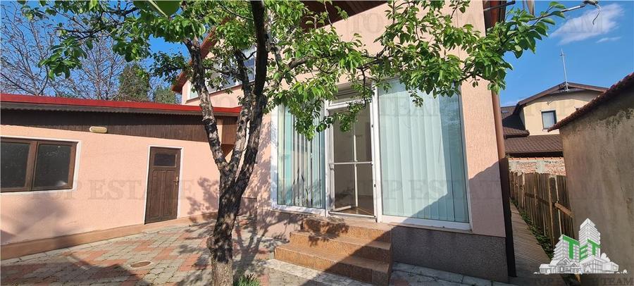 Vila de Vanzare 5 camere Bucurestii Noi - Metrou - 1