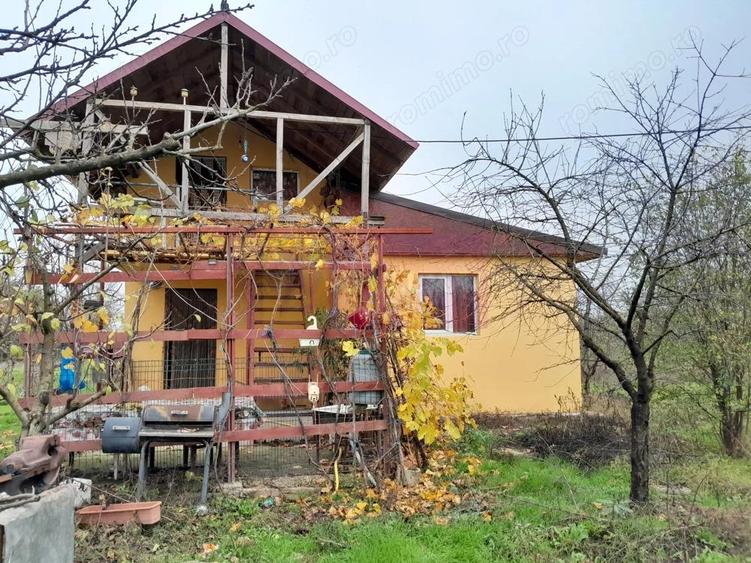 BARCANESTI - casa +curte+teren 16k mp - 6