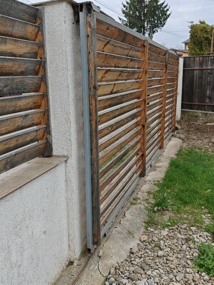 De vanzare casa la rosu - 9