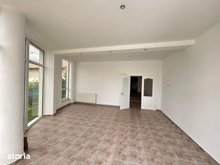 Apartament cu 4 camere în Orașul Vechi