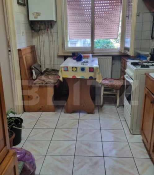 Apartament de vanzare, 49 mp, 2 camere, decomandat, zona Sol - 6